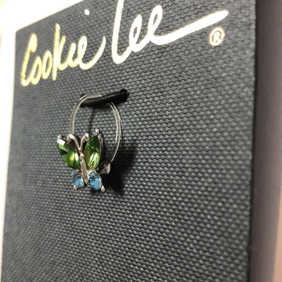 Butterfly 🦋 toe ring. Silver - Picture 3 of 4